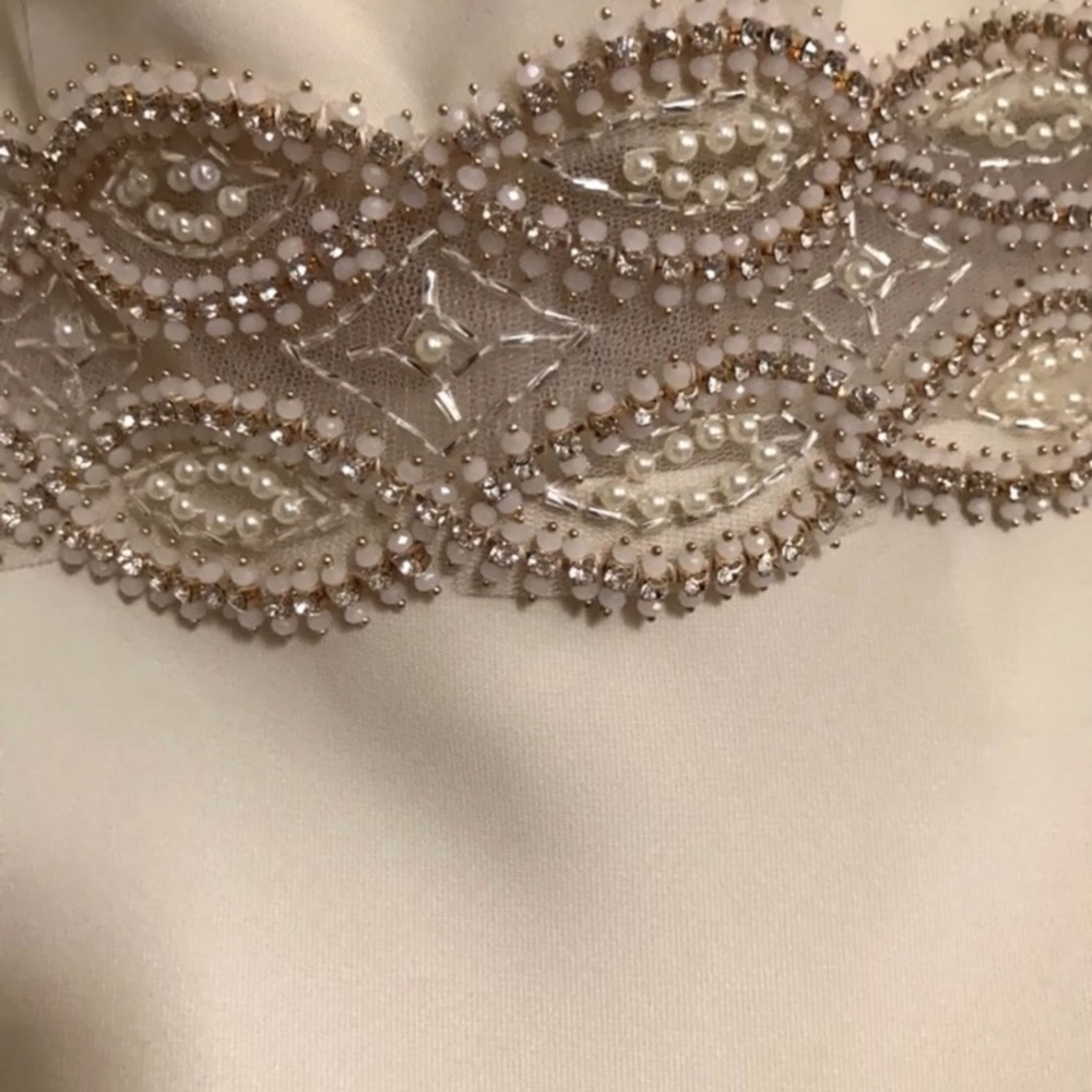 Stunning Cameron Blake long beaded gown Champagne - Picture 2 of 4